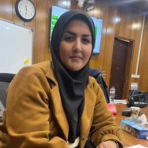 خانم فاطمه یزدی زاده